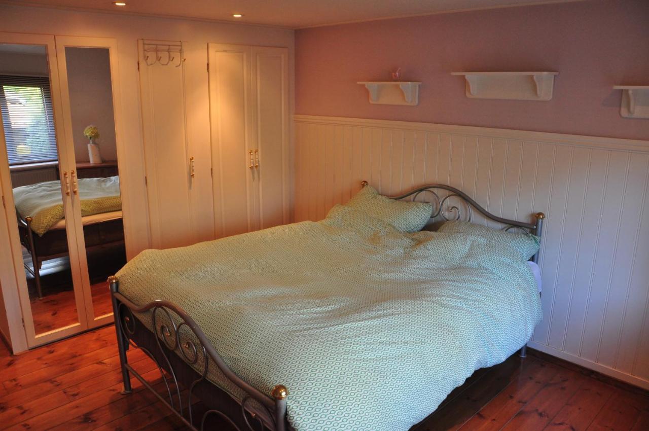 Sfeervol, Ruim En Luxe Chalet In Bosrijke Omgeving Villa Diessen Luaran gambar